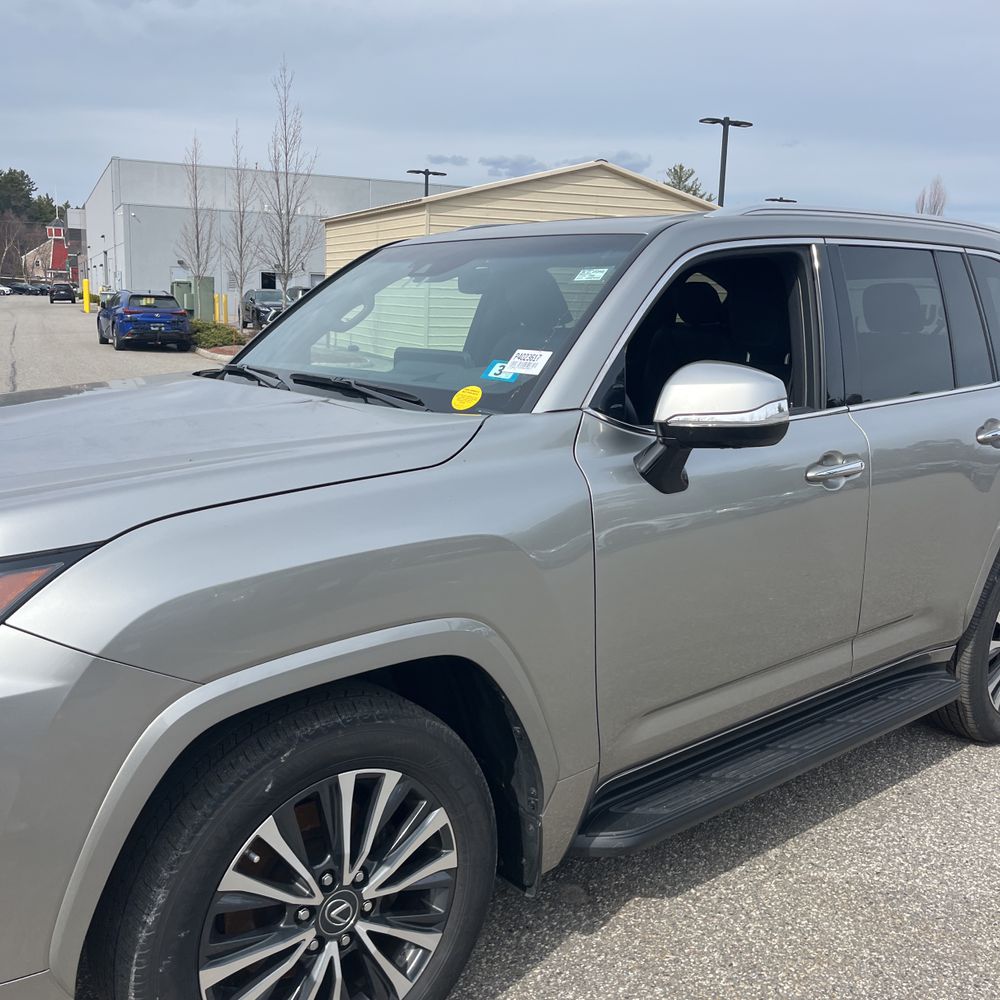 2023 Lexus LX 600 Premium