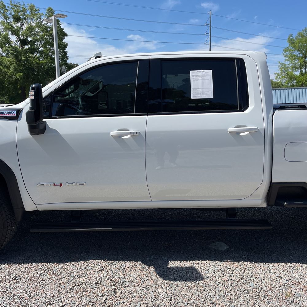 2025 GMC Sierra 2500HD AT4