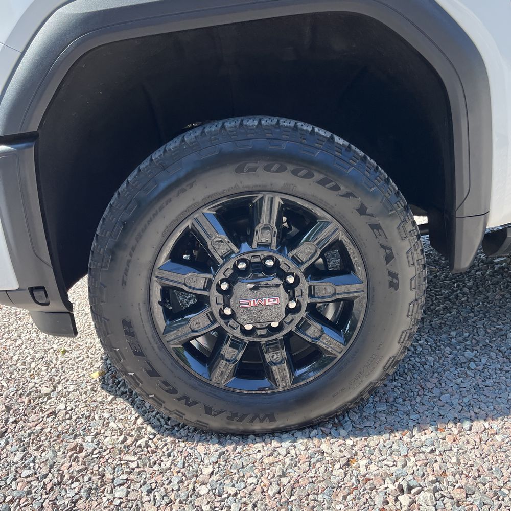 2025 GMC Sierra 2500HD AT4