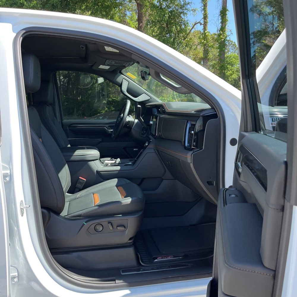 2025 GMC Sierra 2500HD AT4