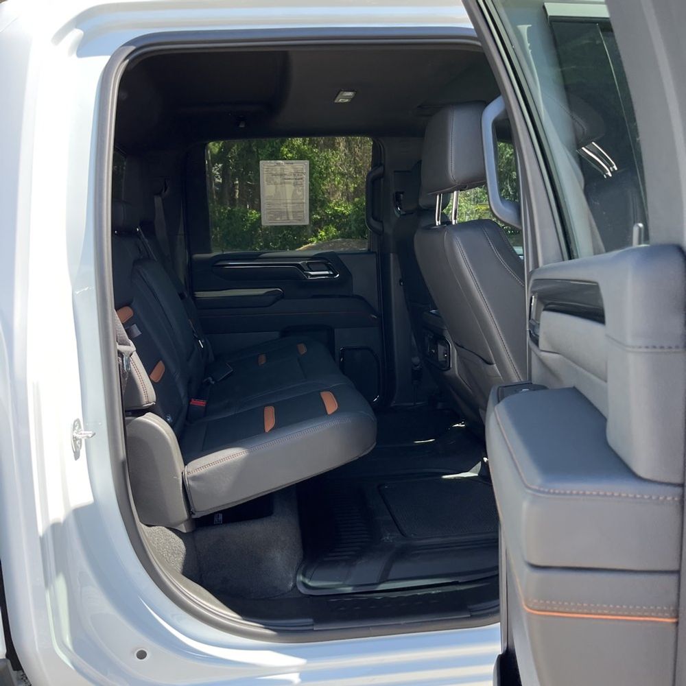 2025 GMC Sierra 2500HD AT4
