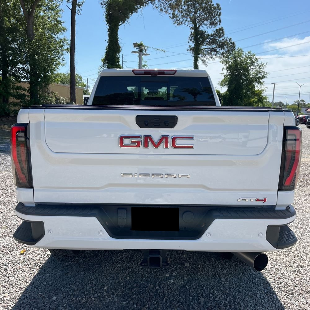 2025 GMC Sierra 2500HD AT4