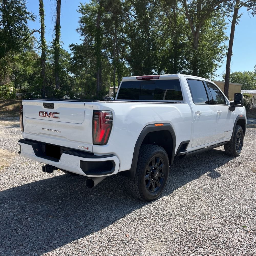 2025 GMC Sierra 2500HD AT4