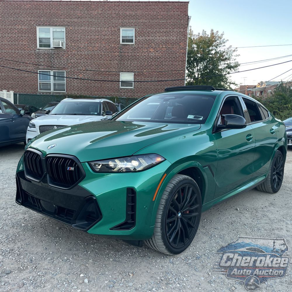 2024 BMW X6 M60i