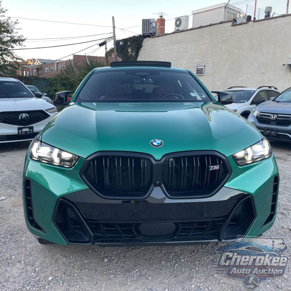 2024 BMW X6 M60i