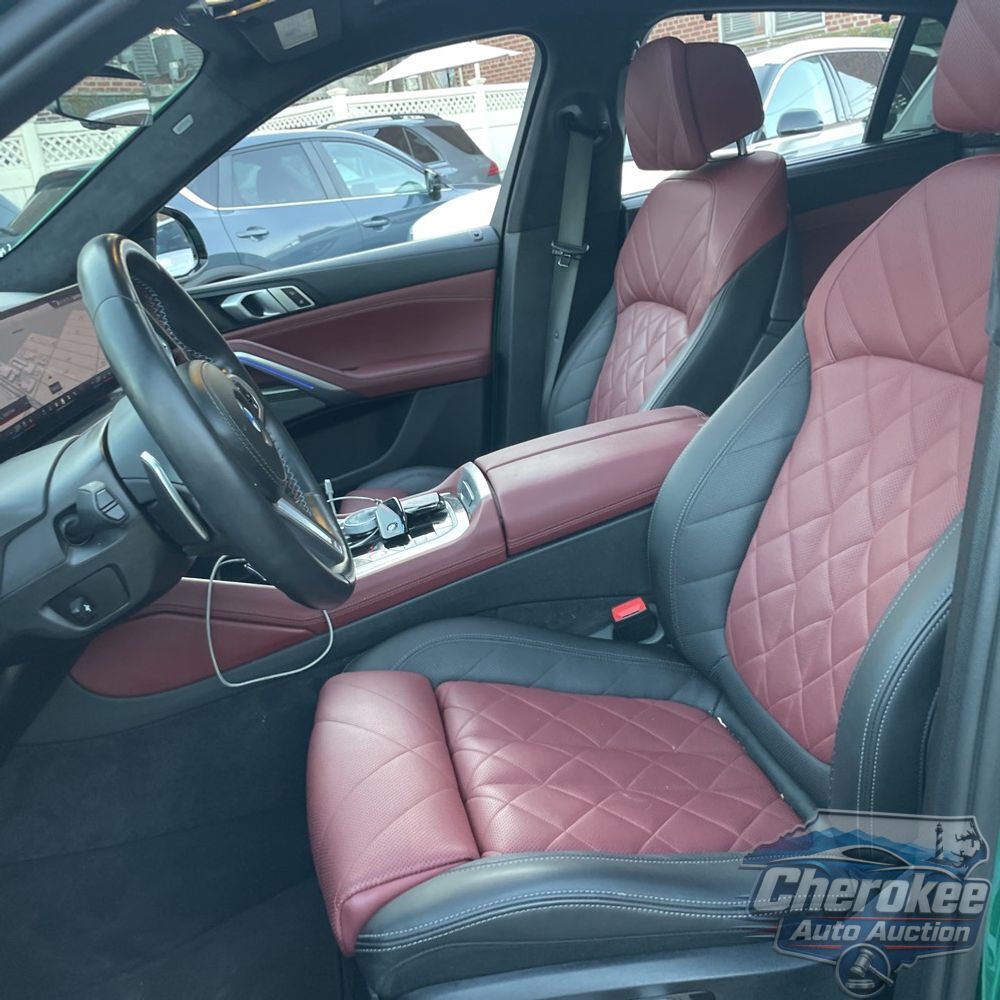2024 BMW X6 M60i