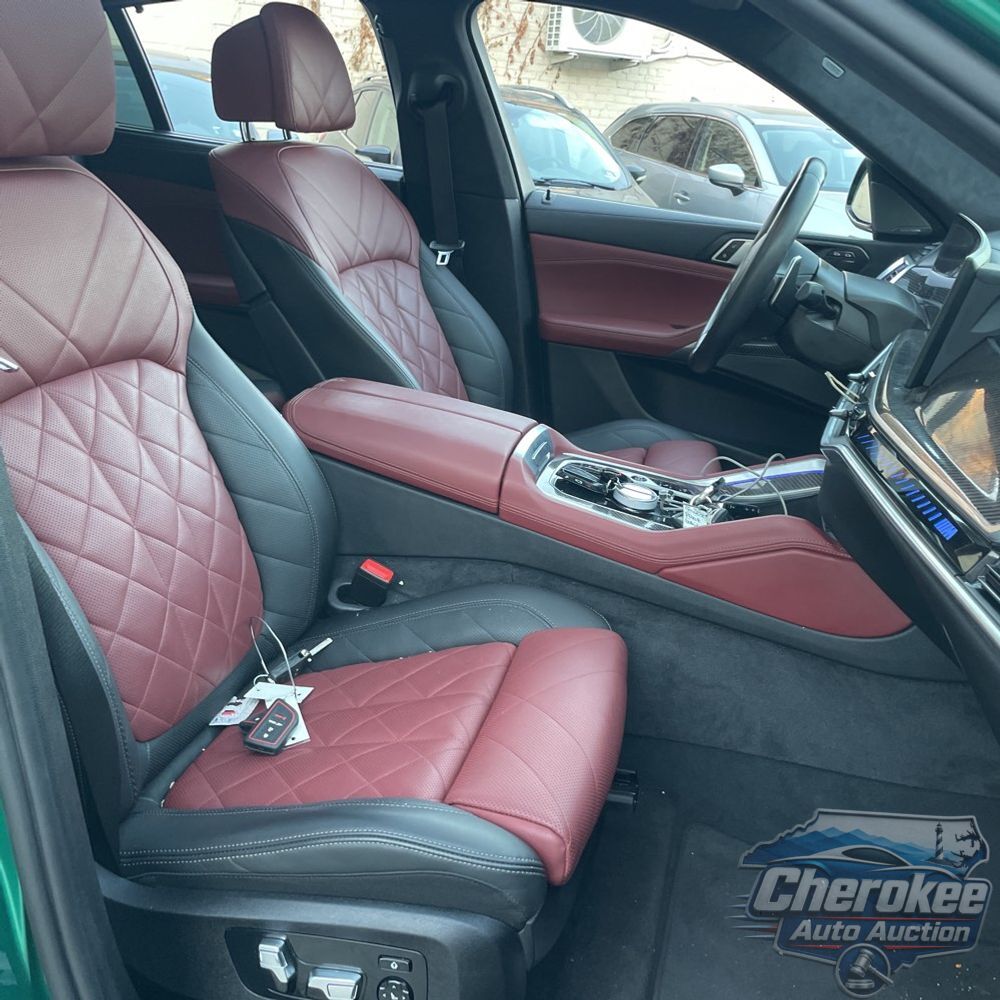 2024 BMW X6 M60i