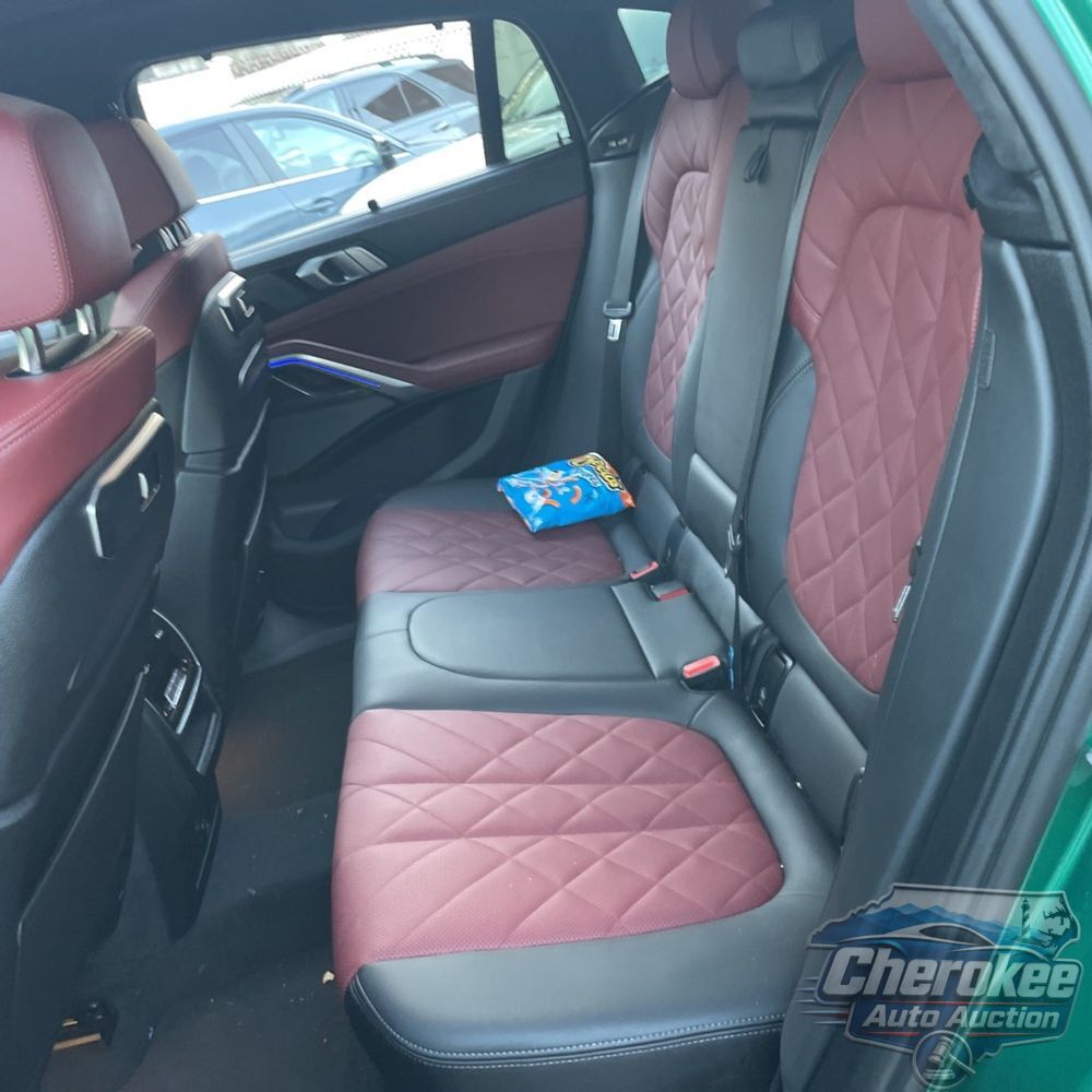 2024 BMW X6 M60i