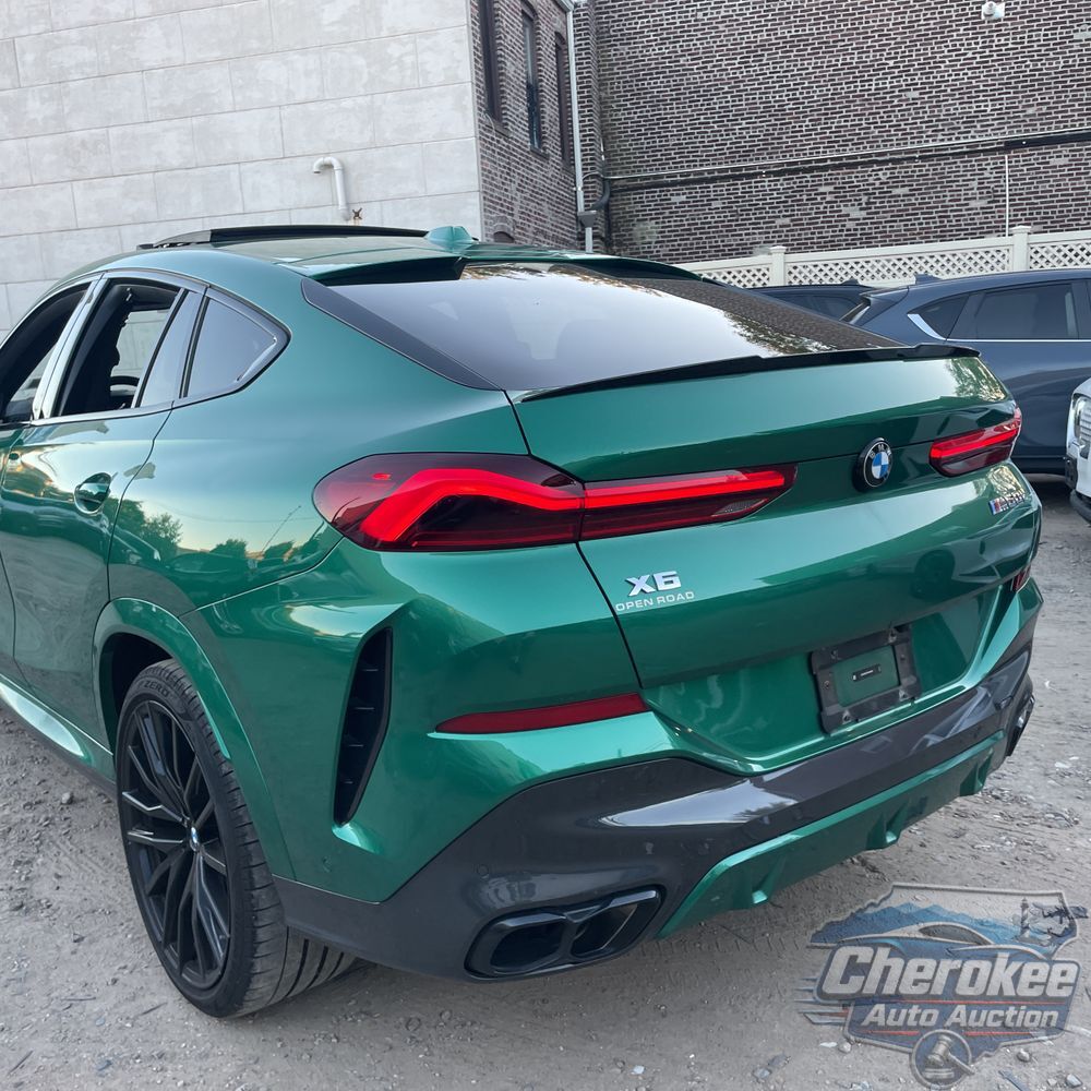 2024 BMW X6 M60i