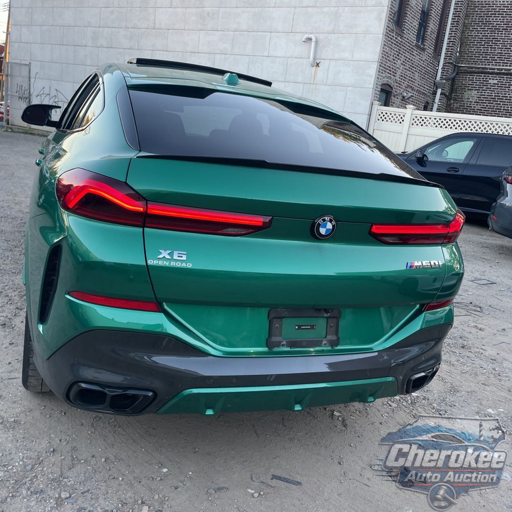 2024 BMW X6 M60i