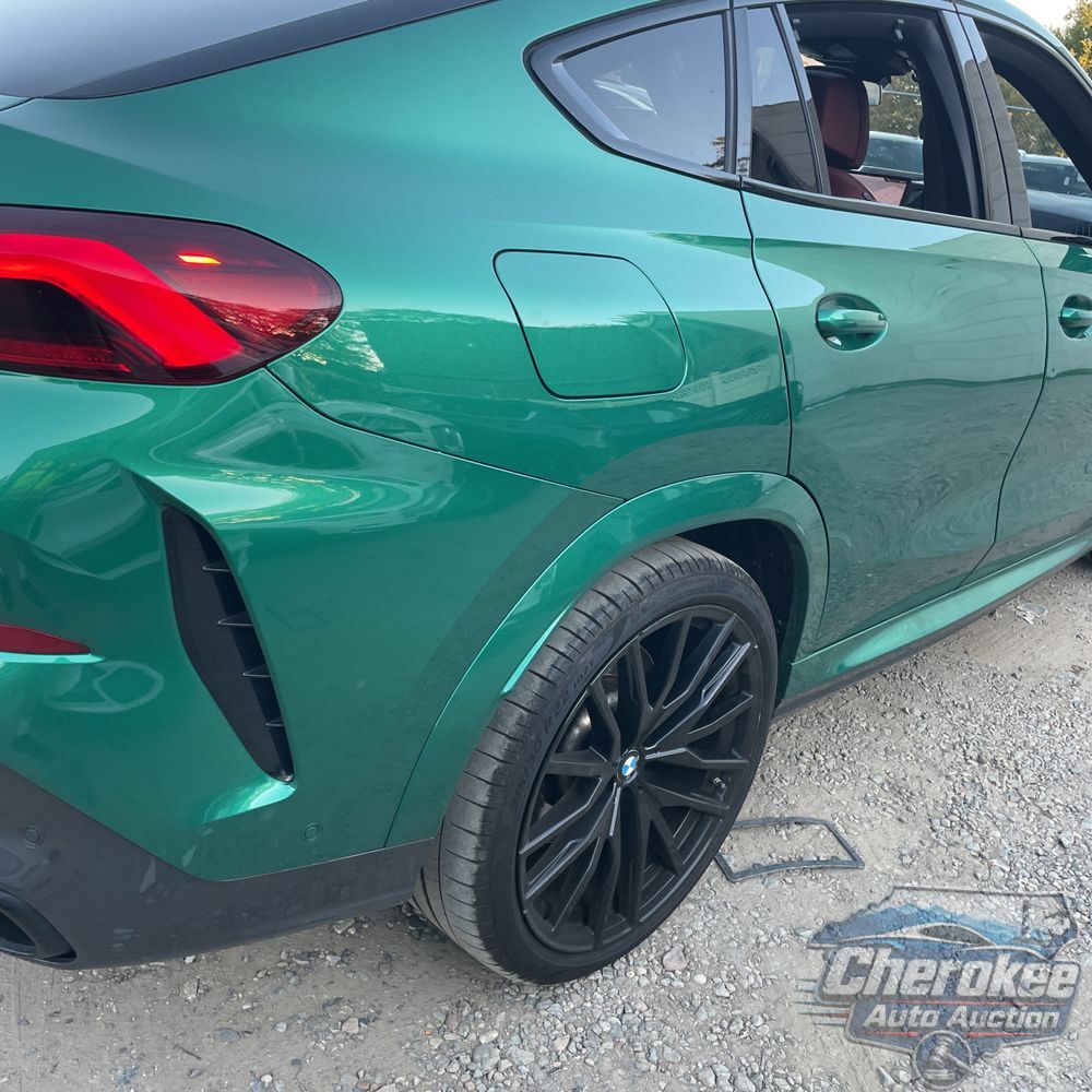 2024 BMW X6 M60i