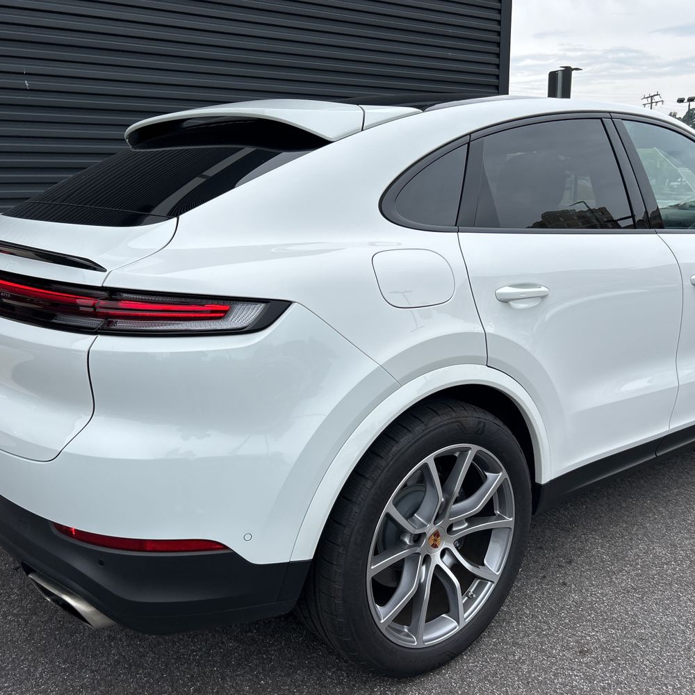 2025 Porsche Cayenne Base