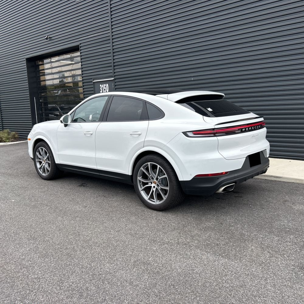 2025 Porsche Cayenne Base
