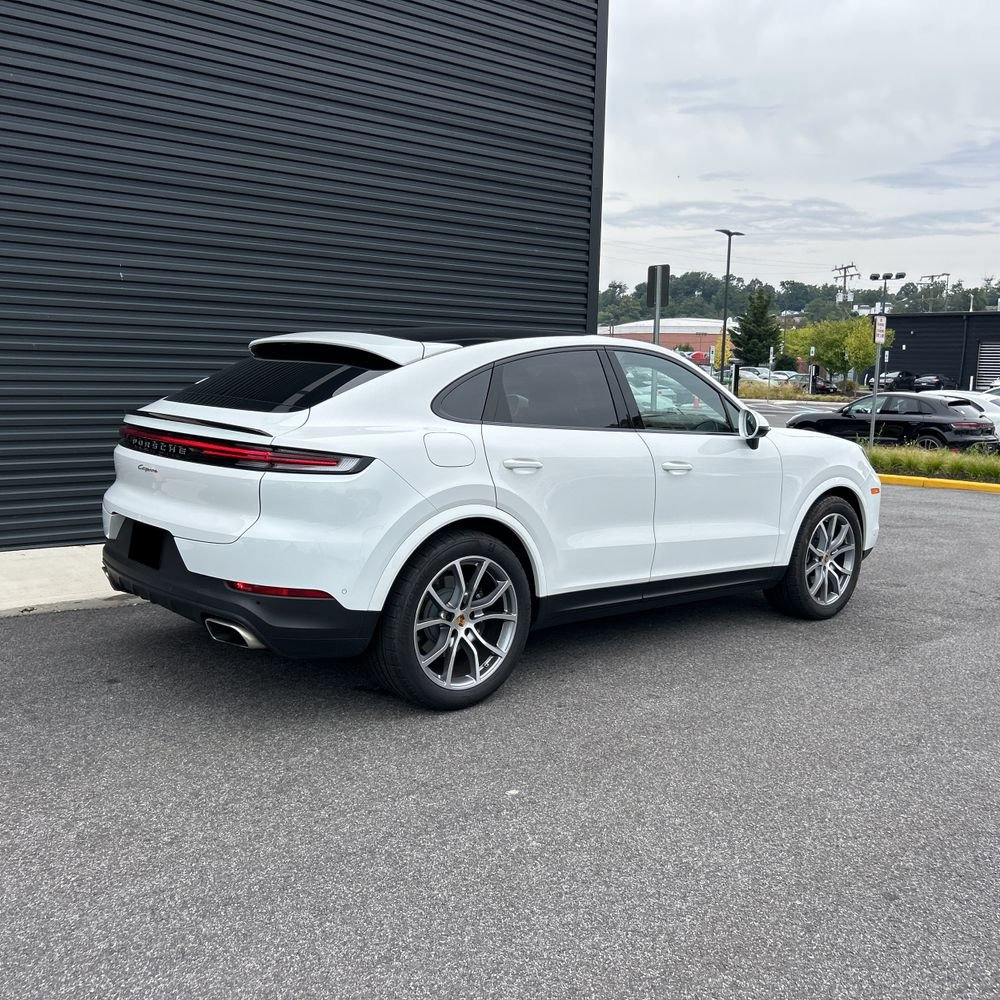 2025 Porsche Cayenne Base