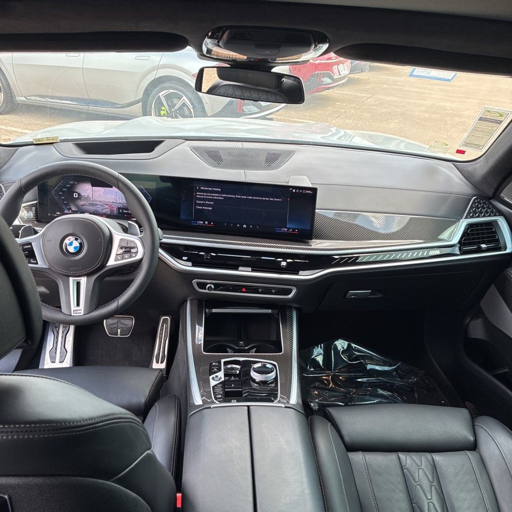 2024 BMW X5 M60i