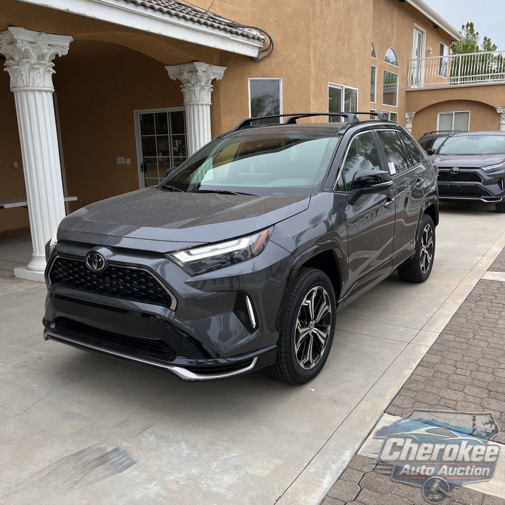 2025 Toyota RAV4 Plug-in Hybrid XSE