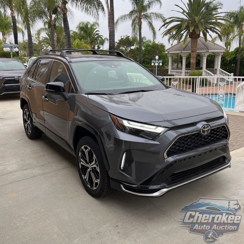 2025 Toyota RAV4 Plug-in Hybrid XSE