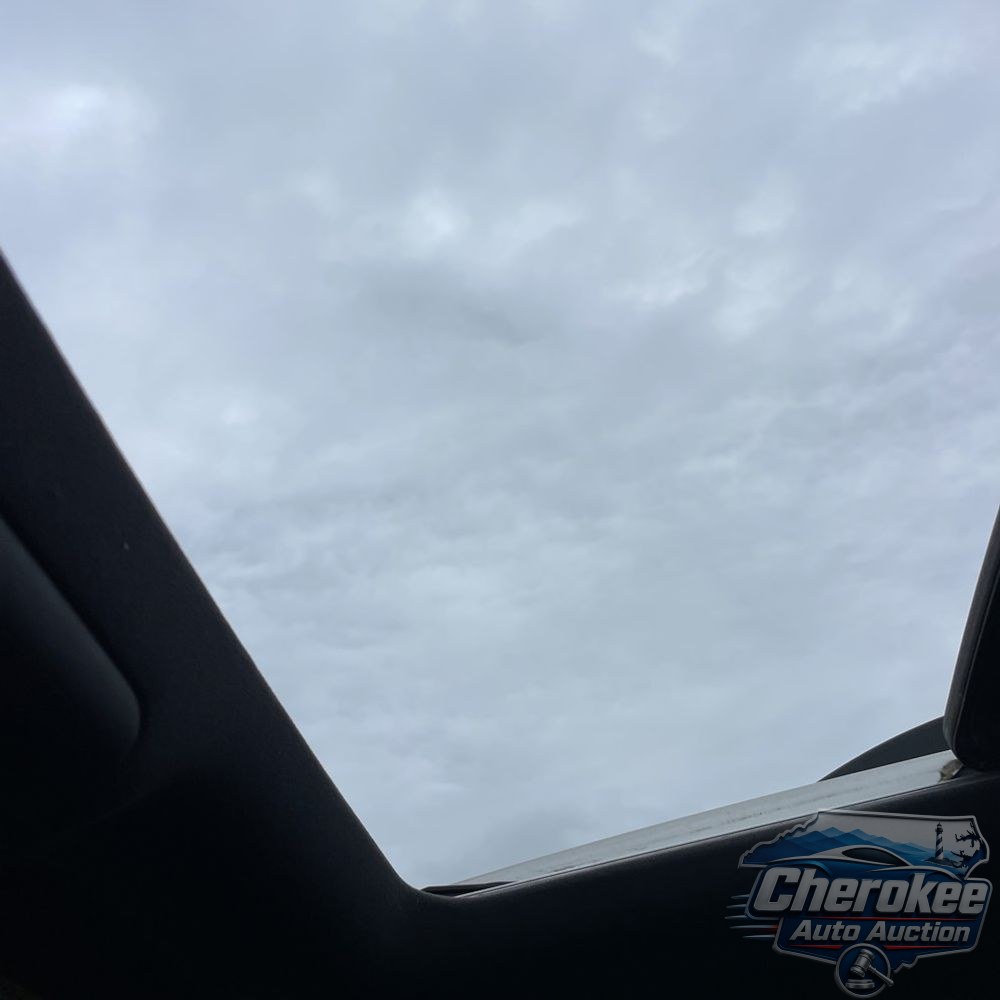 2018 Toyota Land Cruiser Base