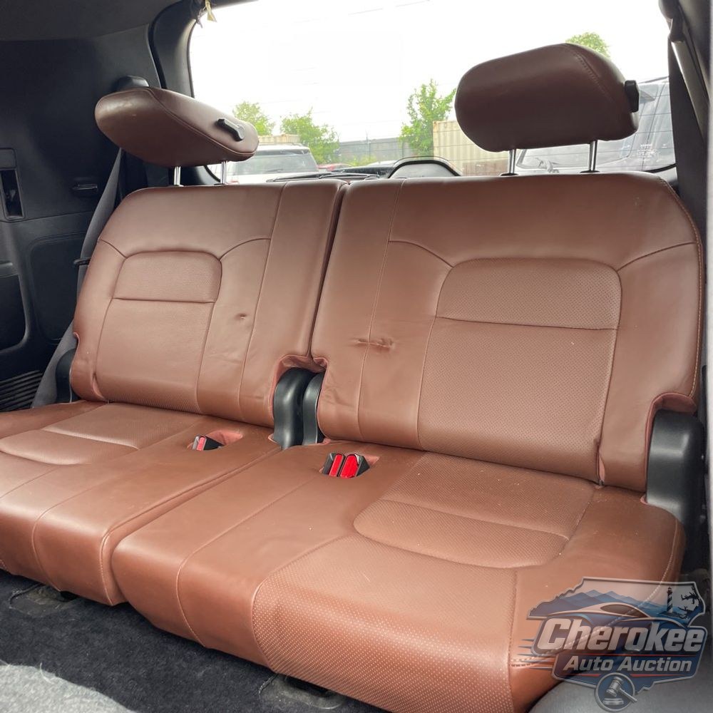 2018 Toyota Land Cruiser Base