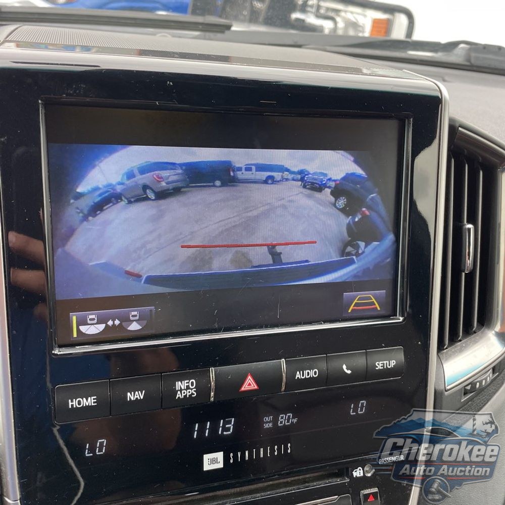 2018 Toyota Land Cruiser Base