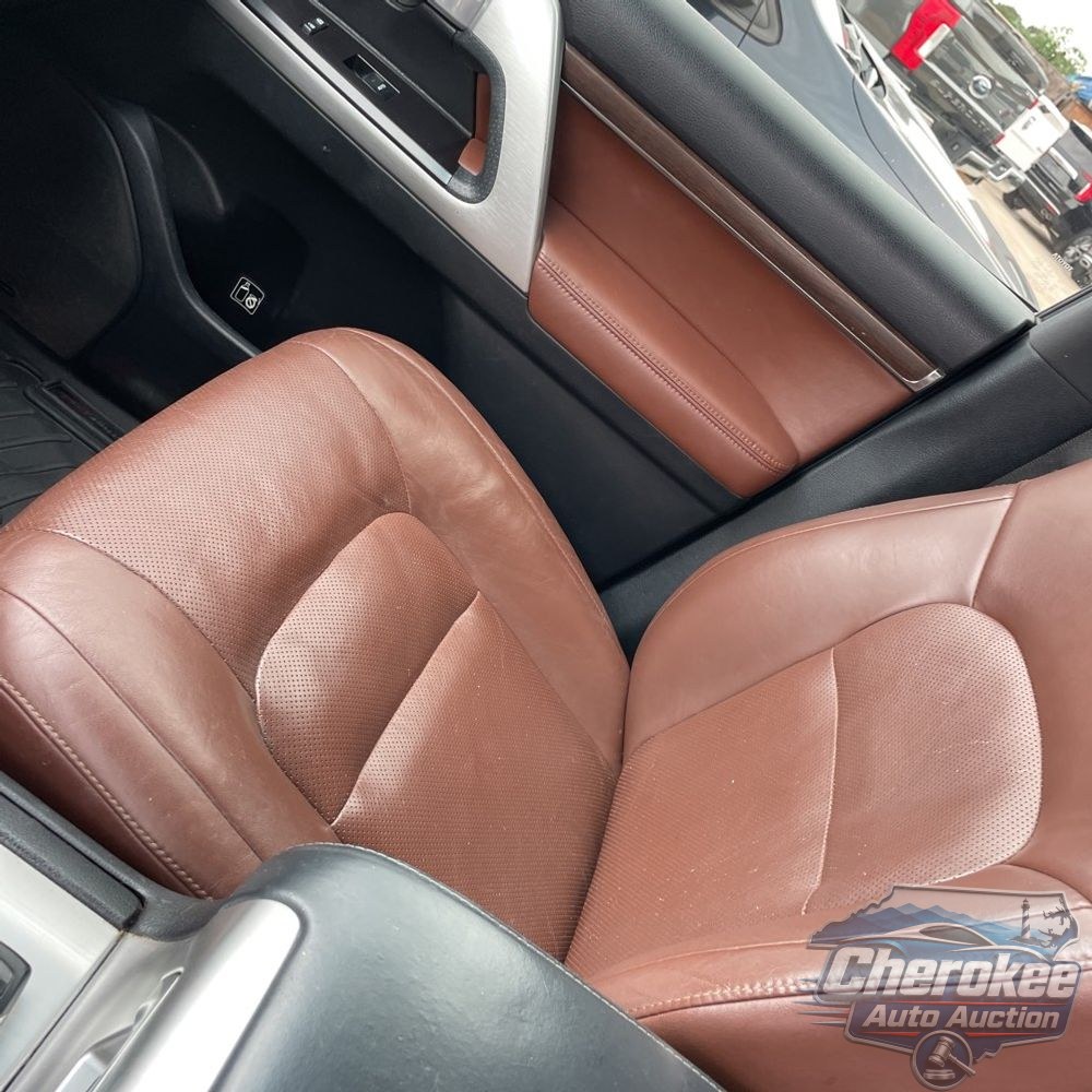 2018 Toyota Land Cruiser Base
