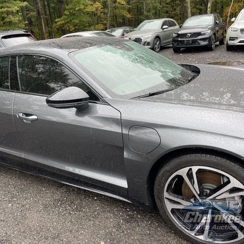 2023 Audi e-tron GT Premium Plus