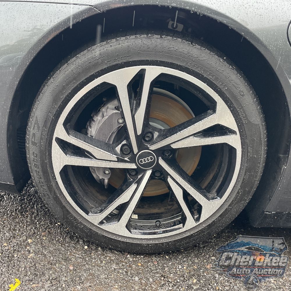 2023 Audi e-tron GT Premium Plus