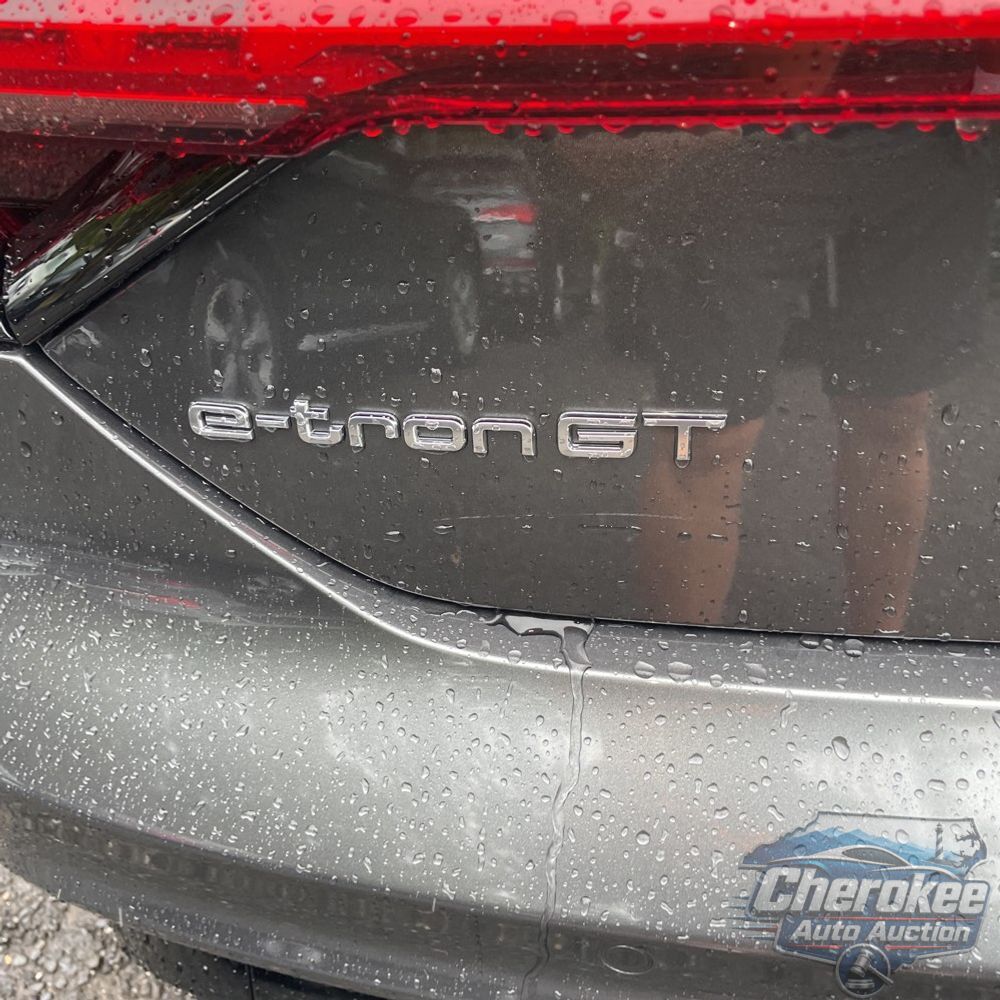 2023 Audi e-tron GT Premium Plus