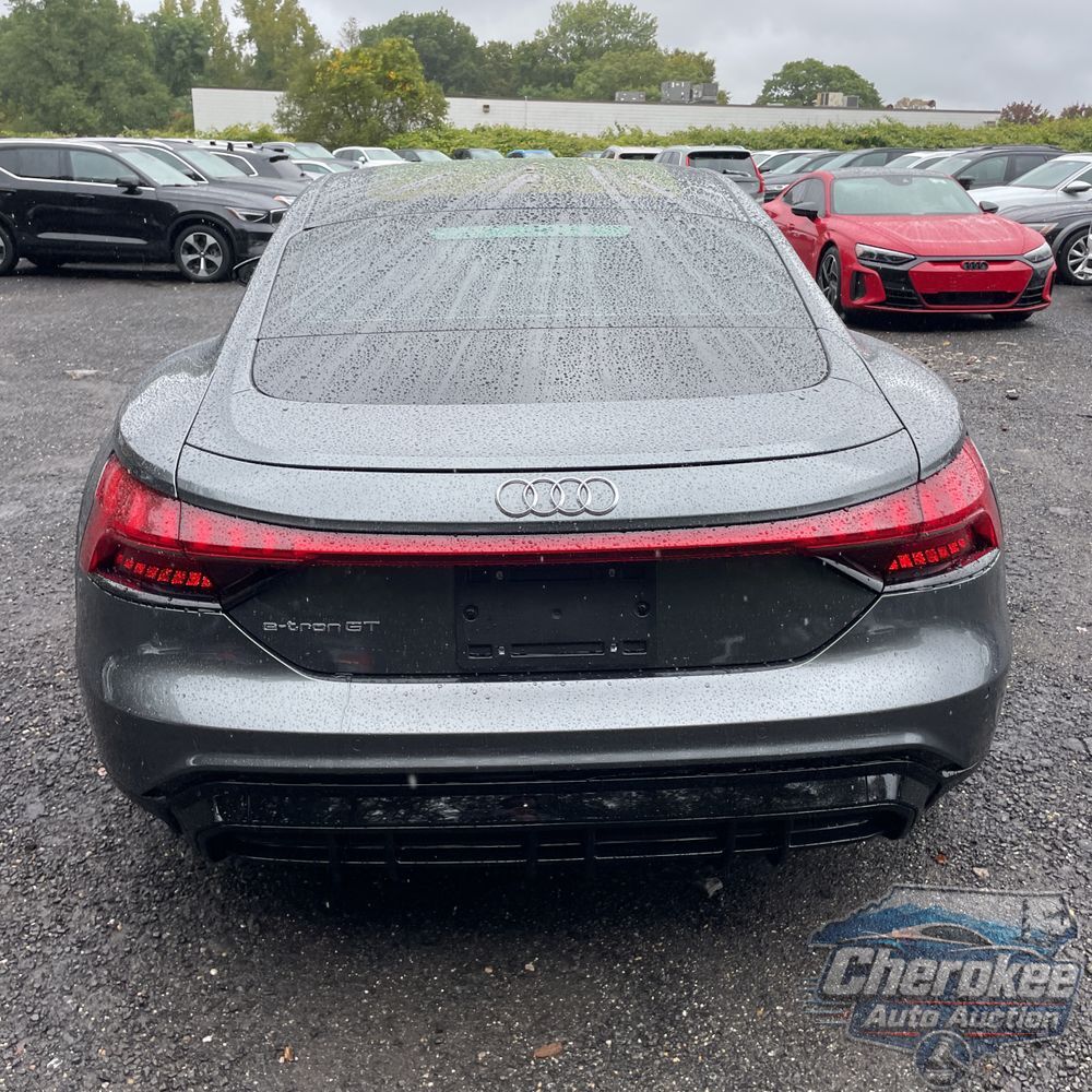 2023 Audi e-tron GT Premium Plus