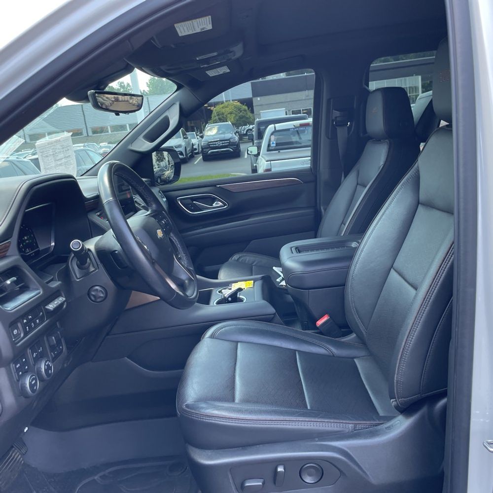 2022 Chevrolet Suburban High Country
