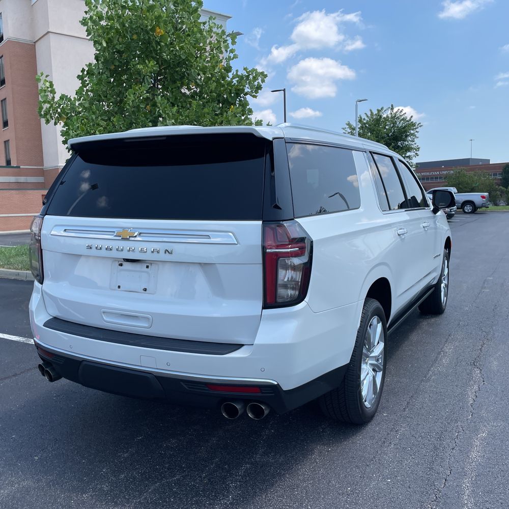 2022 Chevrolet Suburban High Country