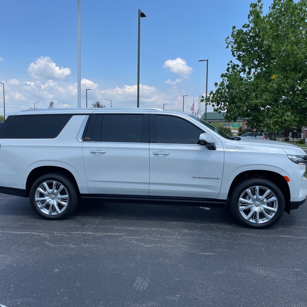 2022 Chevrolet Suburban High Country