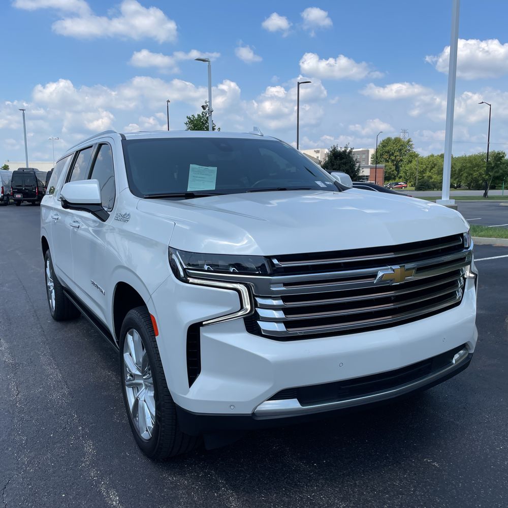 2022 Chevrolet Suburban High Country