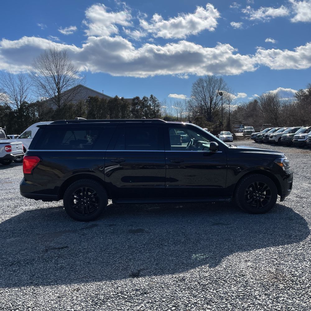 2024 Ford Expedition MAX XLT