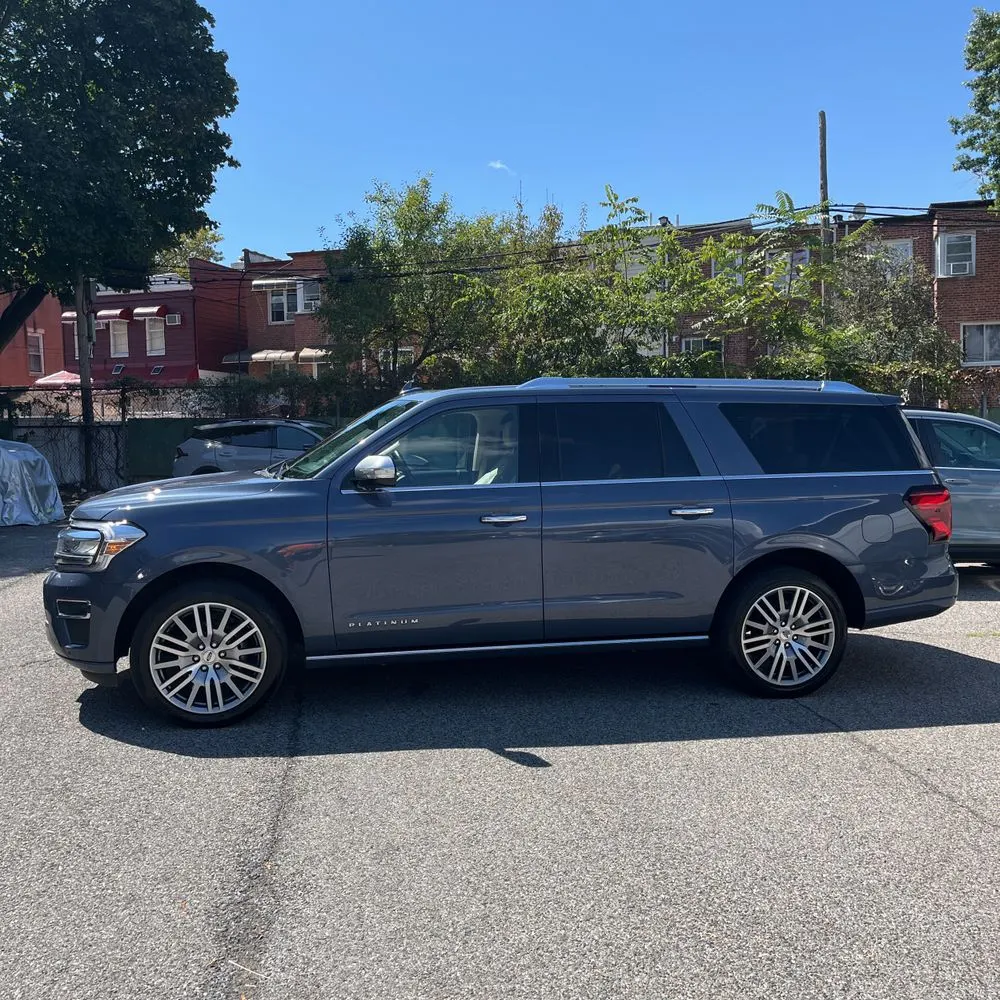 2022 Ford Expedition MAX Platinum