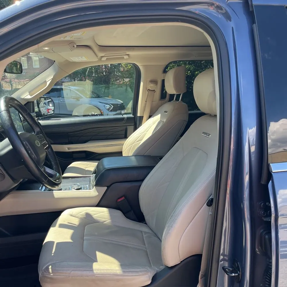 2022 Ford Expedition MAX Platinum