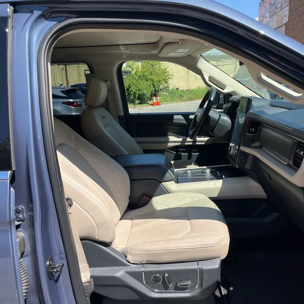 2022 Ford Expedition MAX Platinum