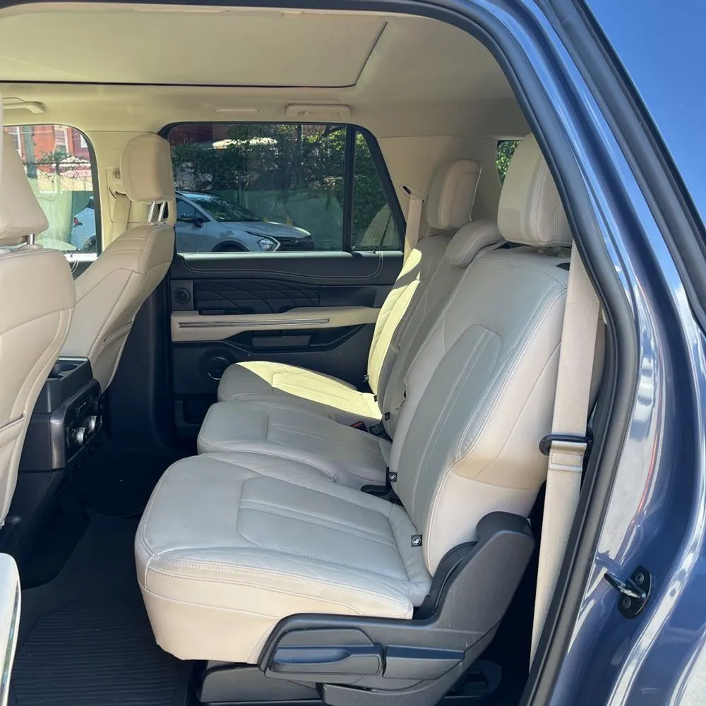 2022 Ford Expedition MAX Platinum