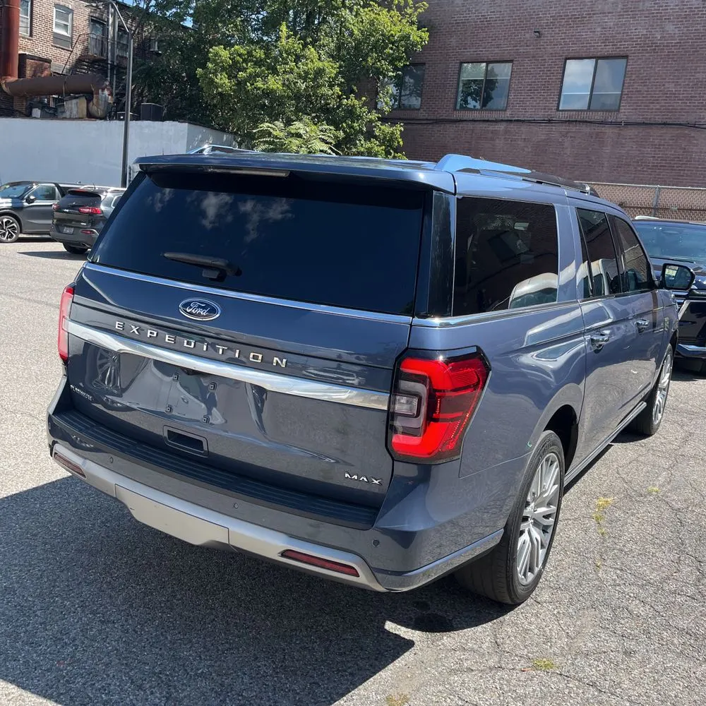 2022 Ford Expedition MAX Platinum