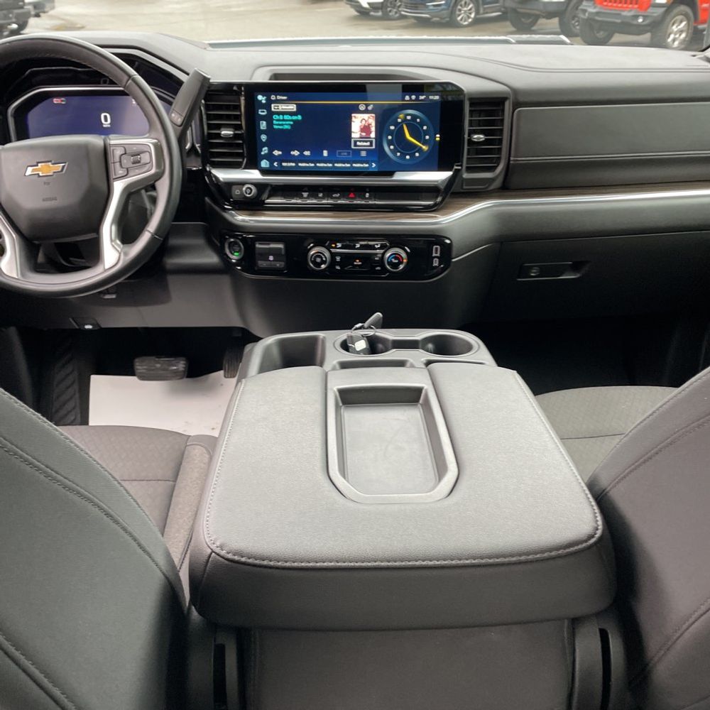 2024 Chevrolet Silverado 3500HD LT