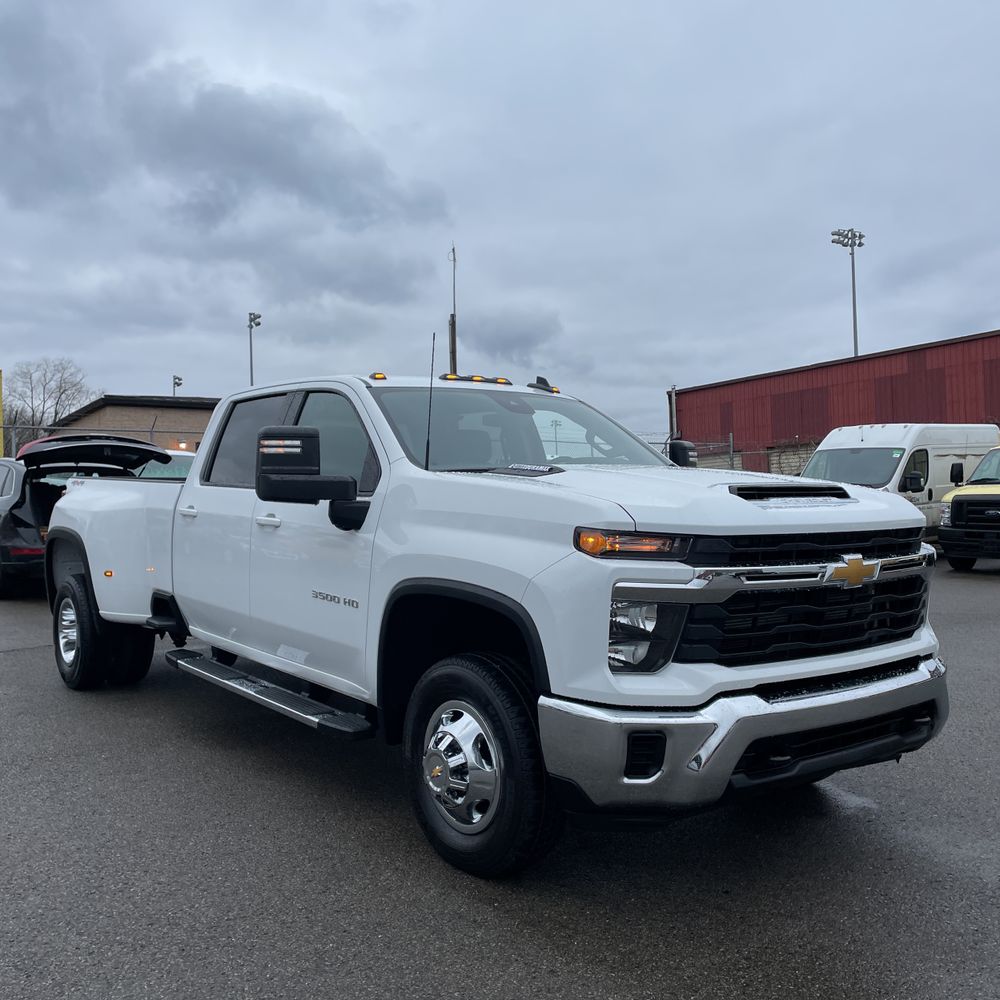 2024 Chevrolet Silverado 3500HD LT