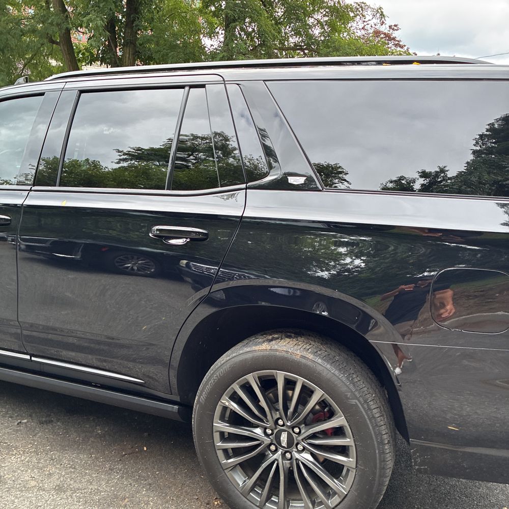 2023 Cadillac Escalade-V Base