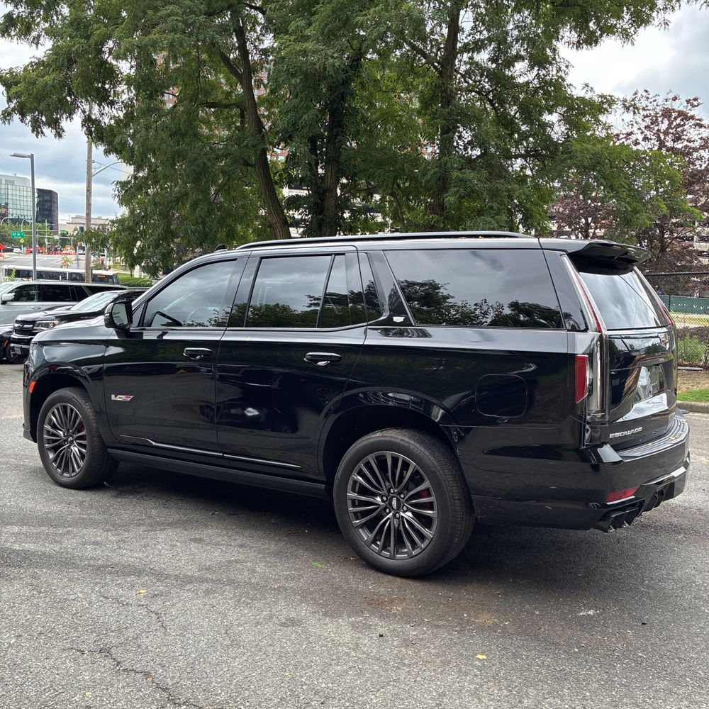 2023 Cadillac Escalade-V Base
