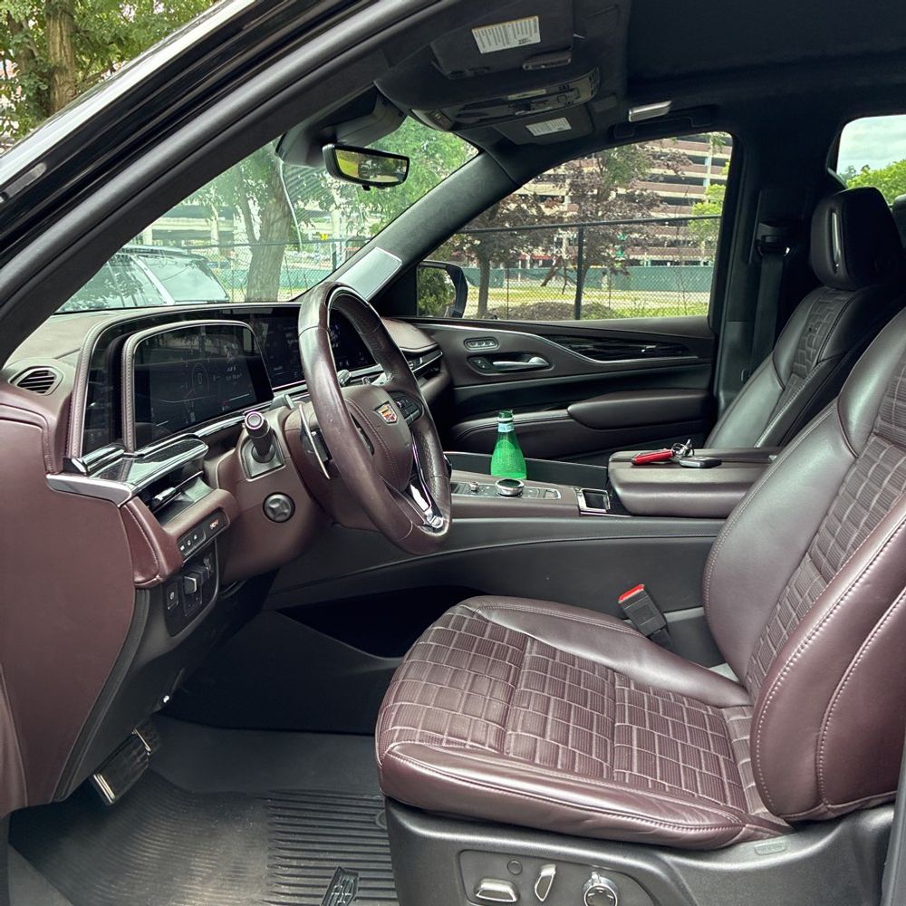 2023 Cadillac Escalade-V Base