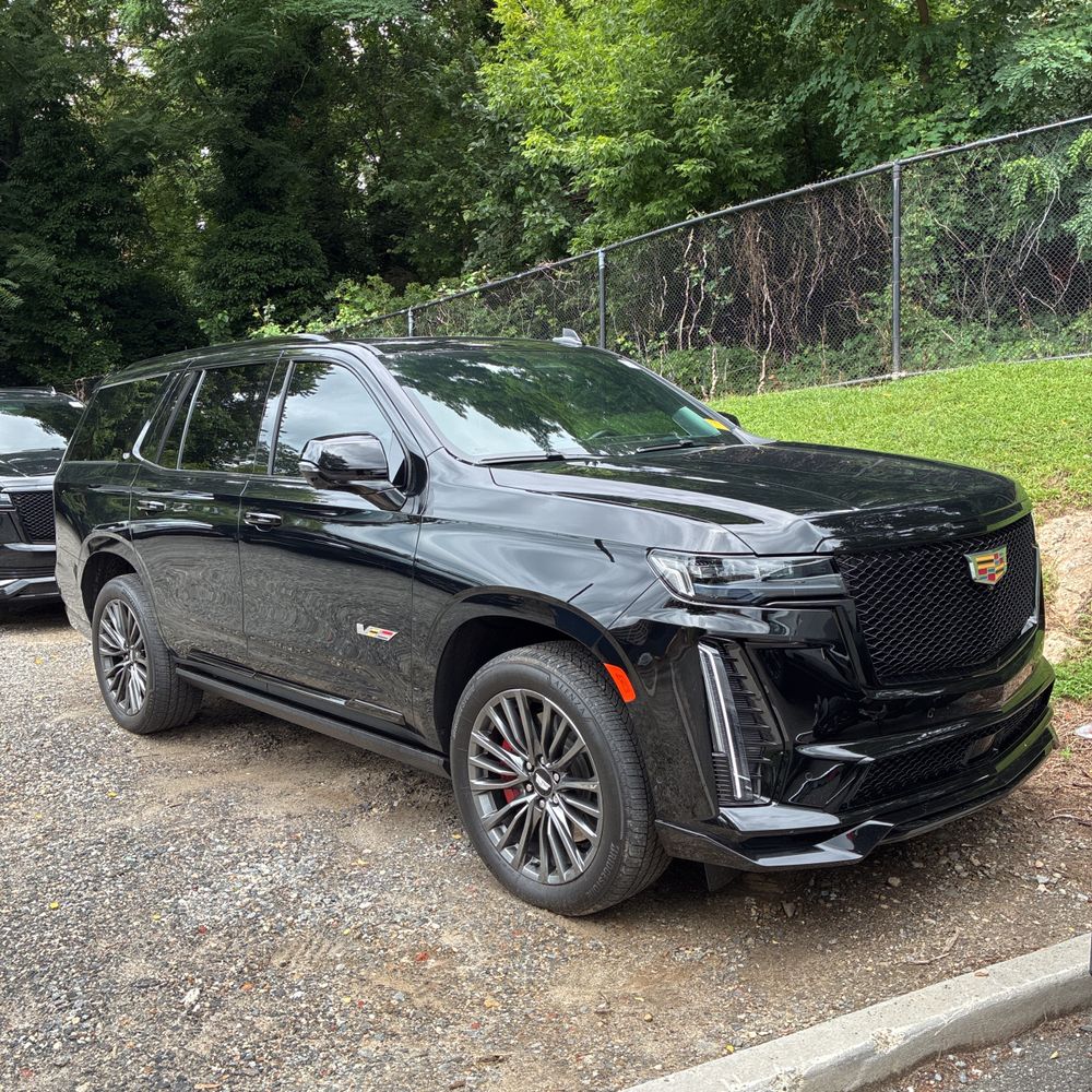 2023 Cadillac Escalade-V Base