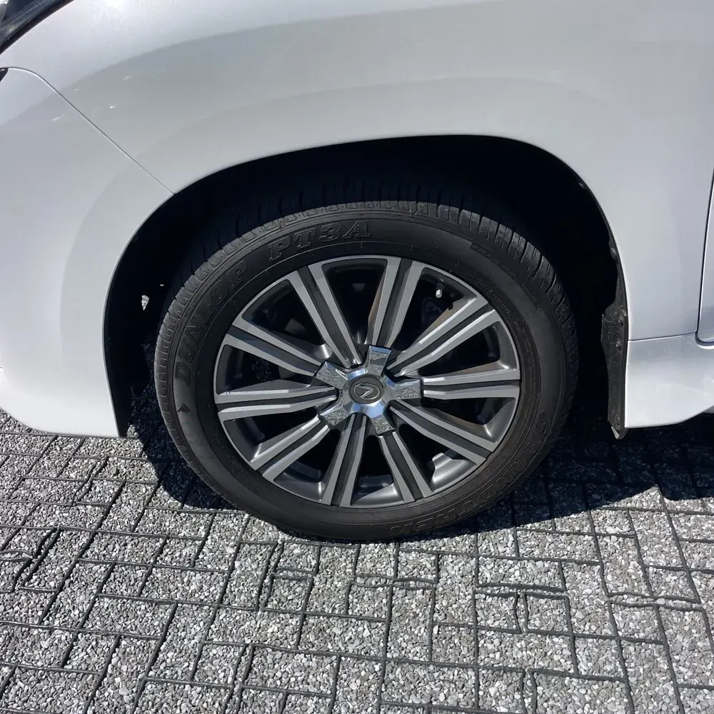2017 Lexus LX 570 Base