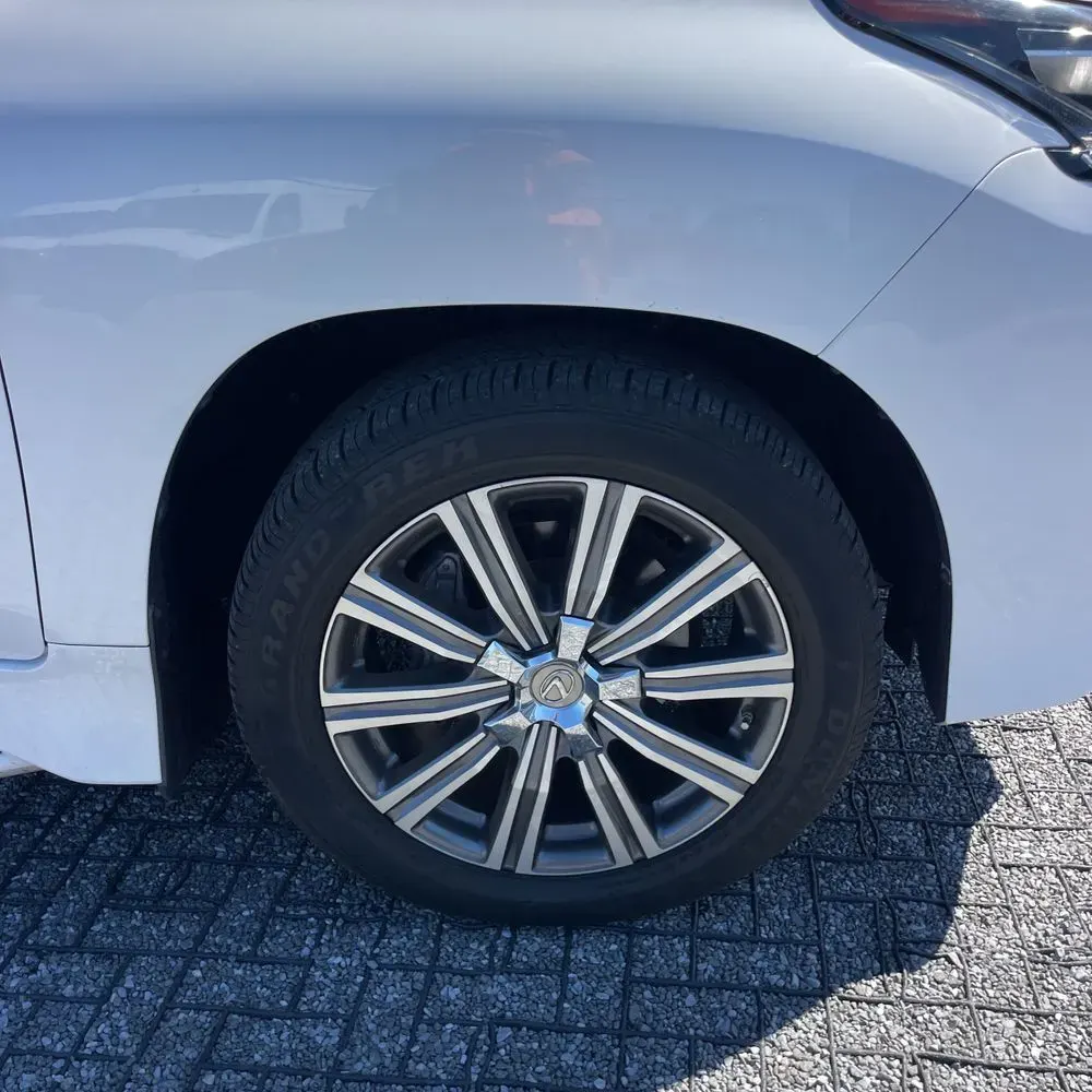 2017 Lexus LX 570 Base