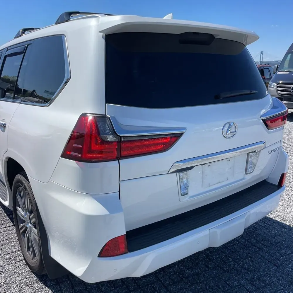 2017 Lexus LX 570 Base