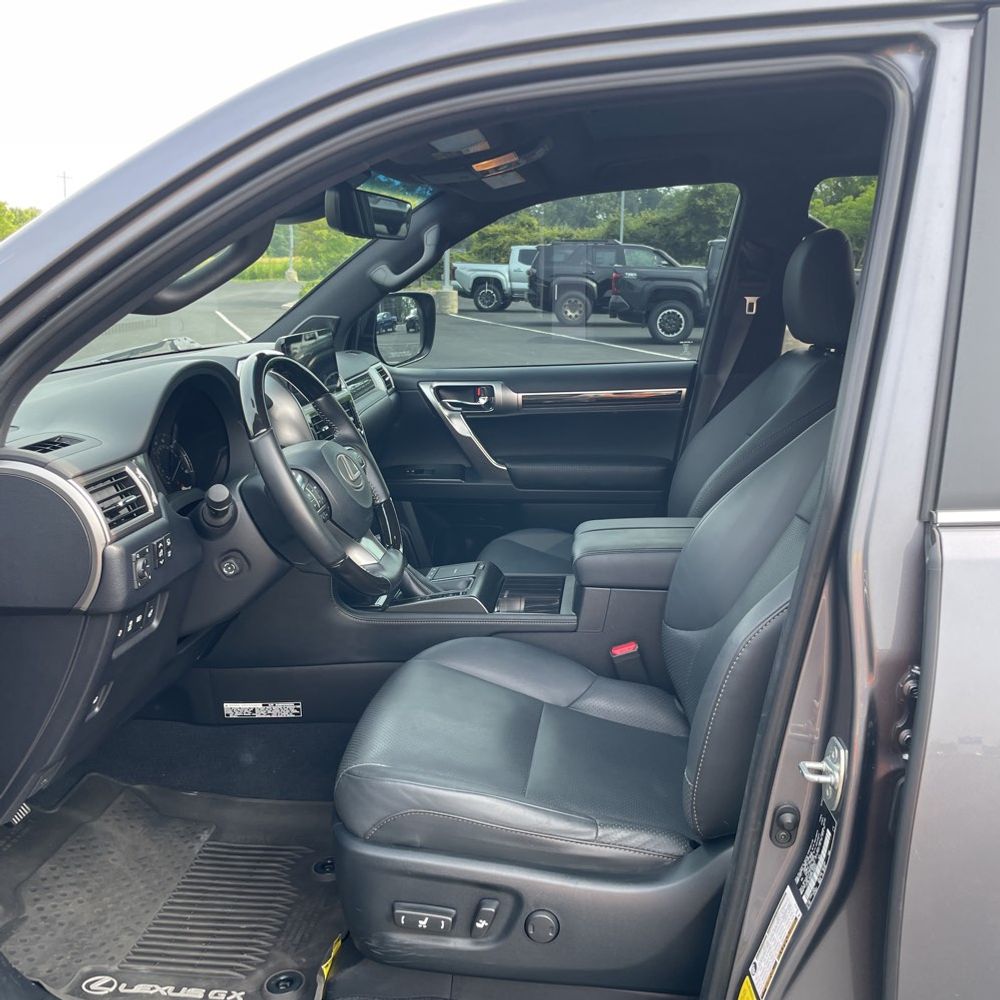 2023 Lexus GX 460 Luxury