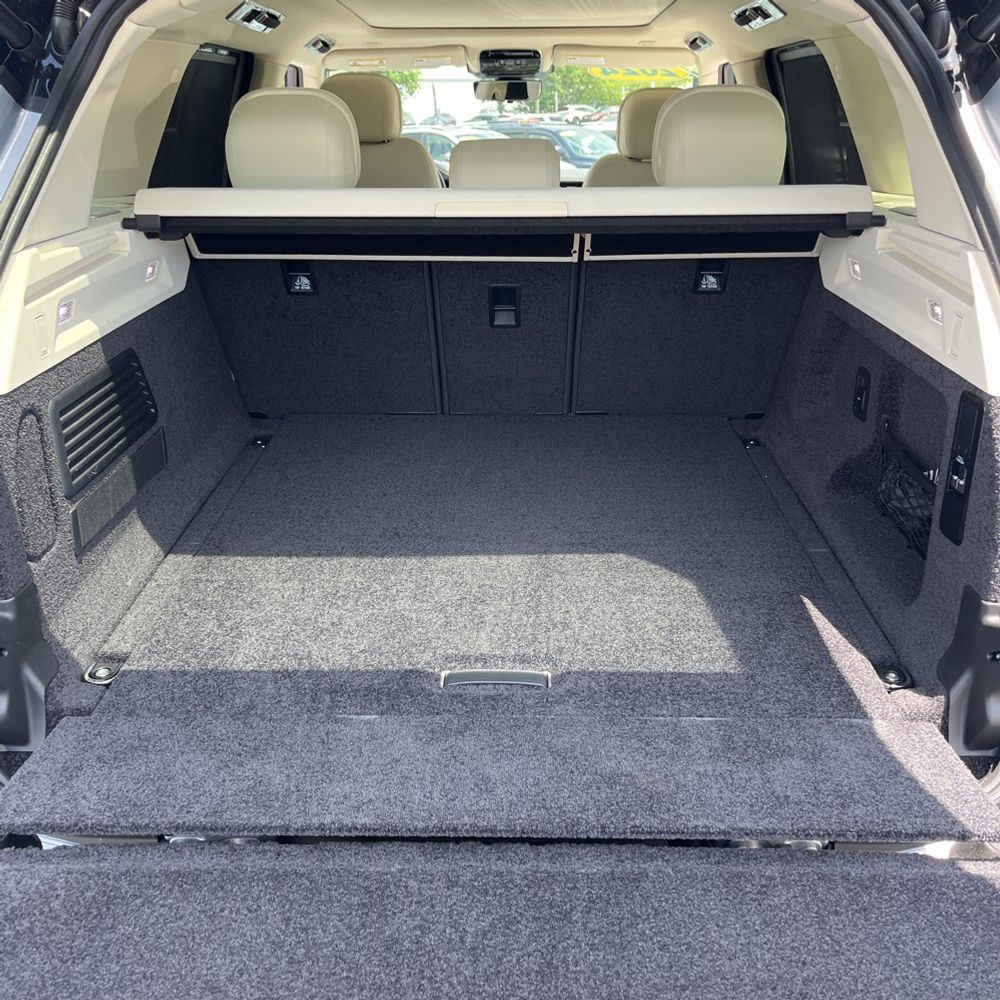 2024 Land Rover Range Rover P530 SE